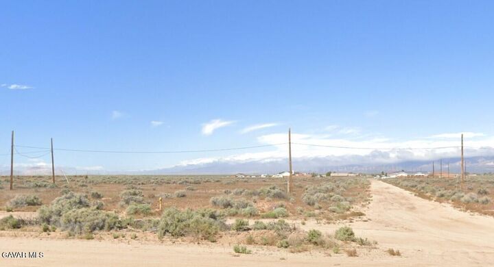 Property Photo:  Glade Ave &Amp Hacienda Blvd  CA 93505 