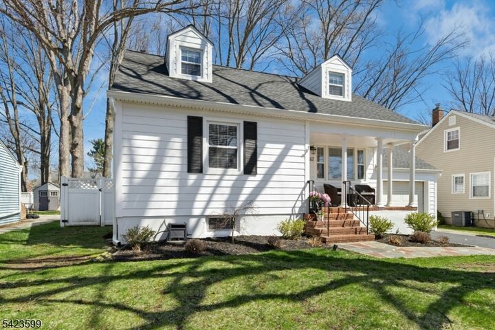 Property Photo: 512 Gallows Hill Rd NJ 07016