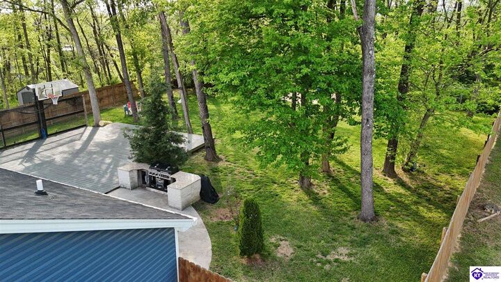 Property Photo:  2726 Bagby Way  KY 40216 