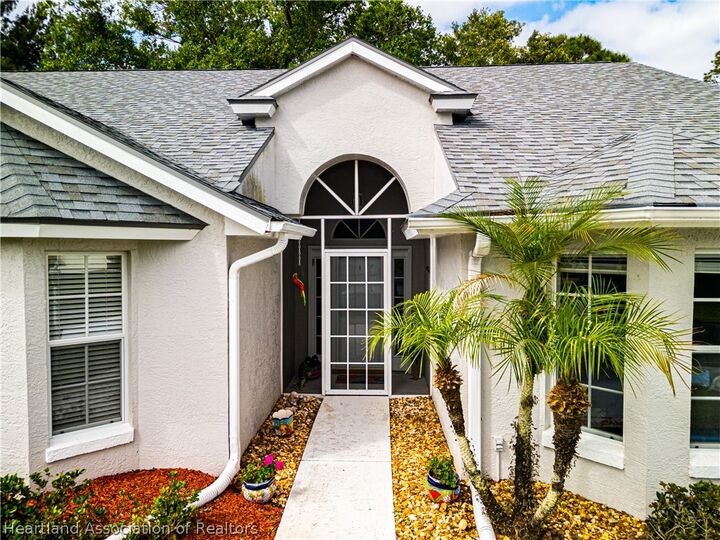 Property Photo: 2052 Ashley Oaks Circle FL 33870