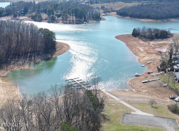 Property Photo:  140 Tumbleweed Tr 140  TN 37861 