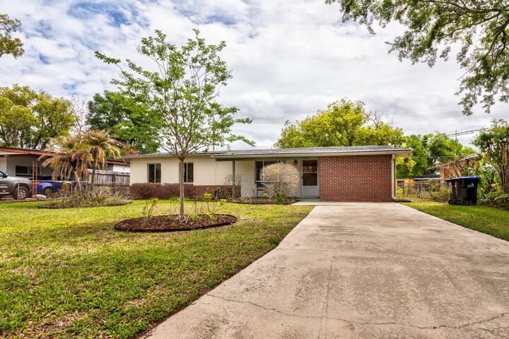 Property Photo:  6027 Wilbeth Avenue  FL 32809 