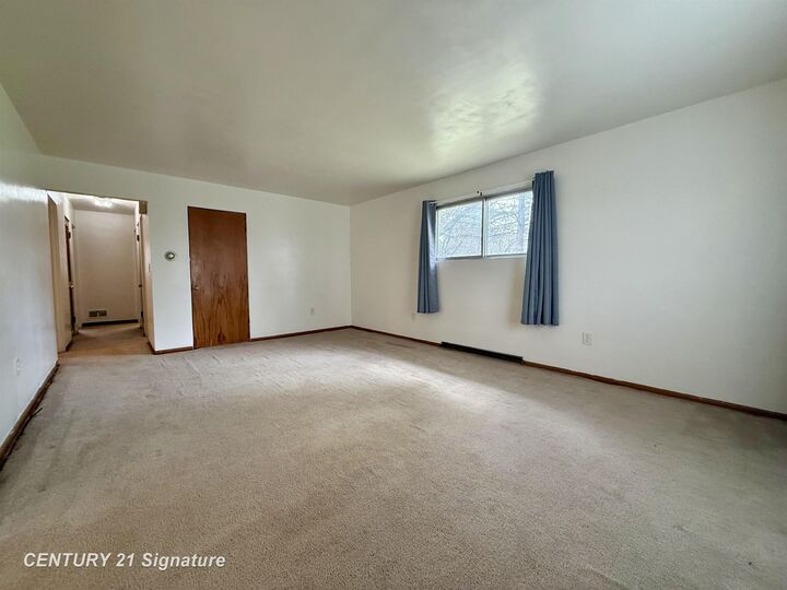 Property Photo:  2317 - 2319 Congress Avenue  MI 48602 