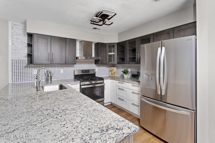 Property Photo:  63 Winthrop Road  NJ 08831 