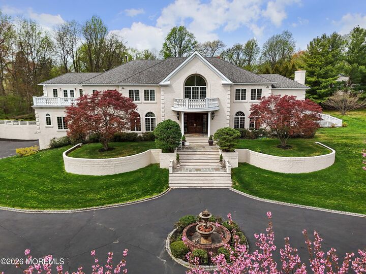 Property Photo:  6 Hayes Court  NJ 07716 