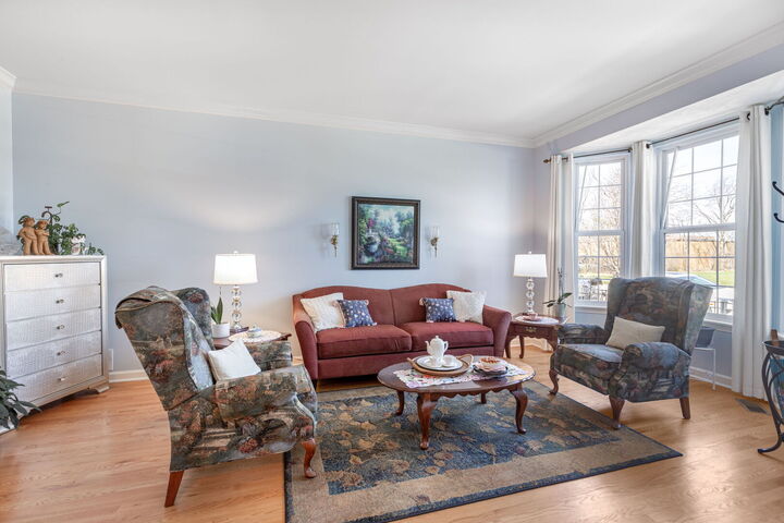 Property Photo: 673 Central Avenue IL 60015