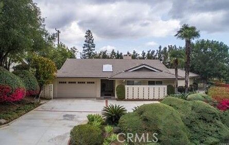 Property Photo:  2206 Canyon  CA 91006 
