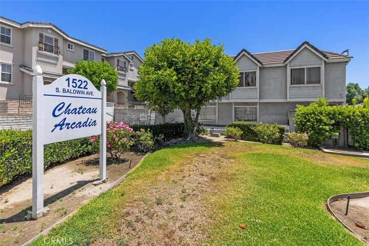 Property Photo:  1522 S Baldwin Avenue 10  CA 91007 