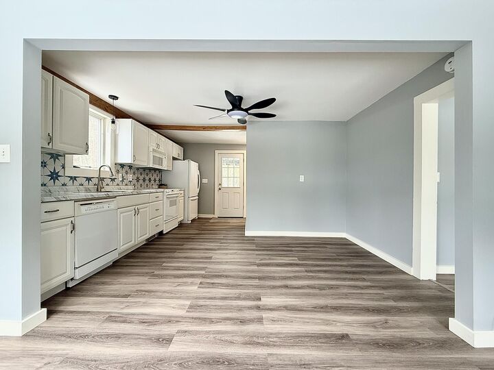 Property Photo:  515 Eastern Avenue  ME 04330 