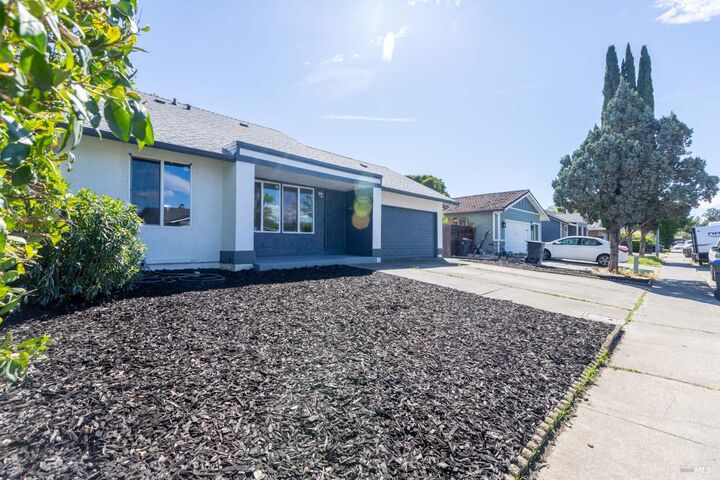 Property Photo:  559 Princeton Way  CA 94533 