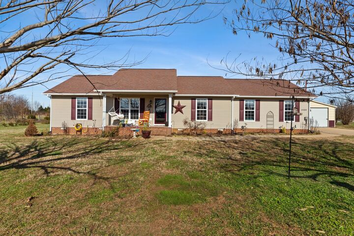 Property Photo:  2169 Horton Way  TN 37091 