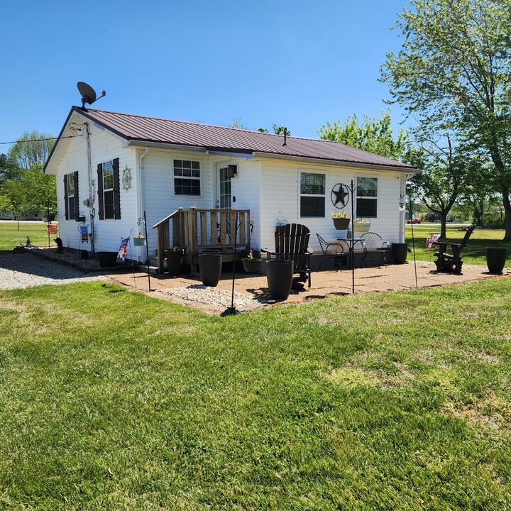 Property Photo: 4315 Highway 43 N TN 38456