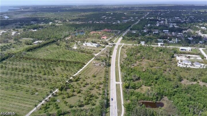 Property Photo:  11900 Stringfellow Road  FL 33922 