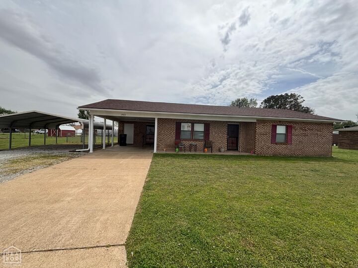 Property Photo:  1903 Jay Street  AR 72476 