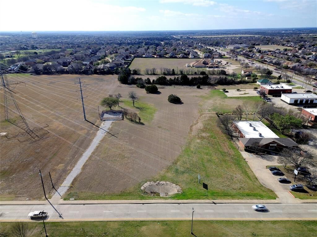 Property Photo:  1226 W Belt Line Road  TX 75115 