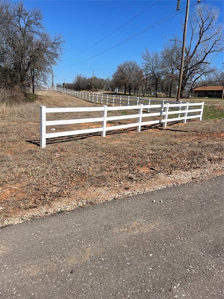 Property Photo:  17901 Simona Ave.  OK 73026 