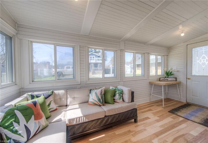 Property Photo:  11C Glenwood Street  ON N0E 1N0 