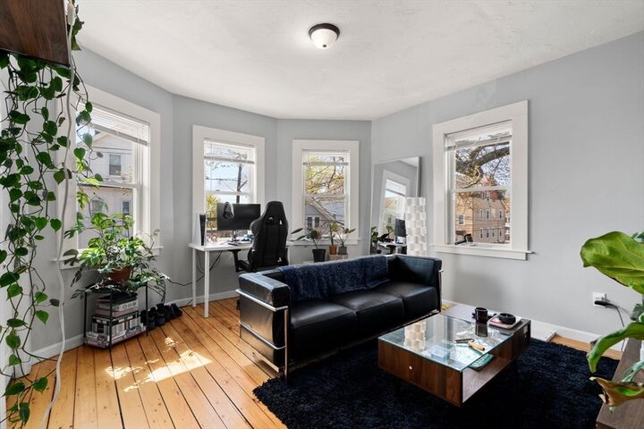 Property Photo:  170 Allston St 2  RI 02908 