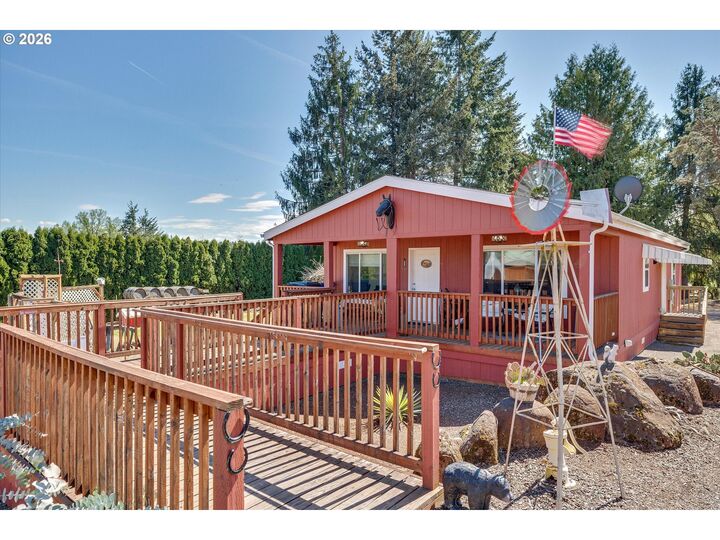 Property Photo:  21290 S Beavercreek Rd  OR 97045 