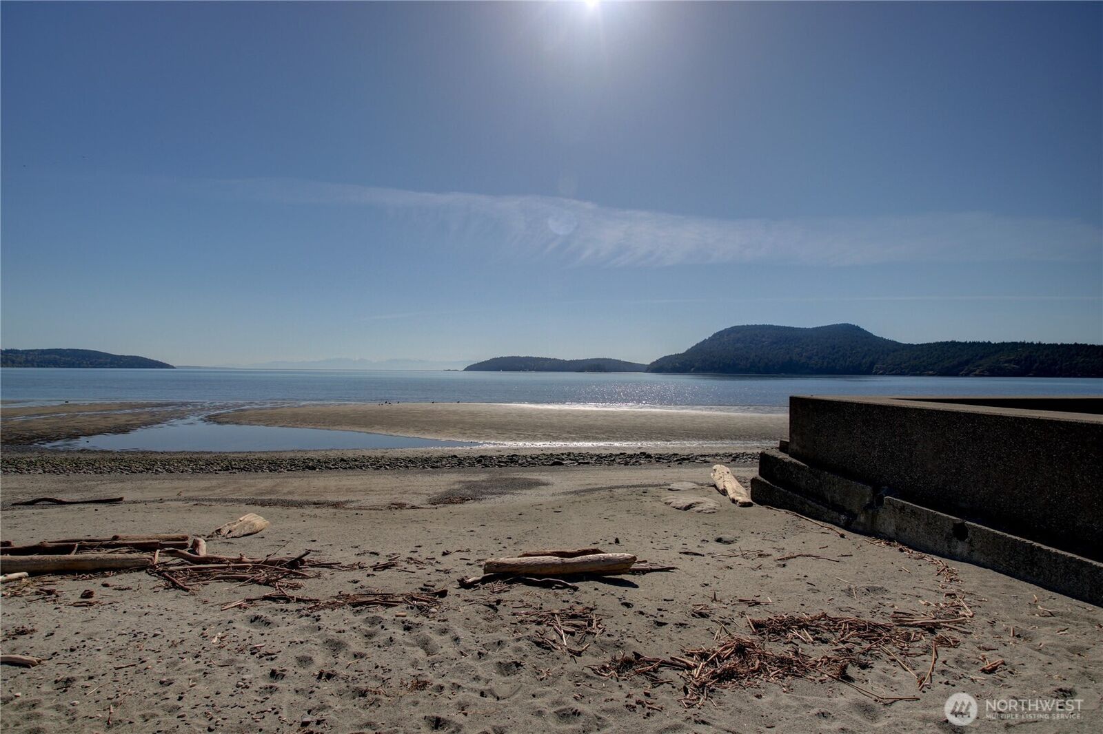 Property Photo:  4607  Anaco Beach Road  WA 98221 
