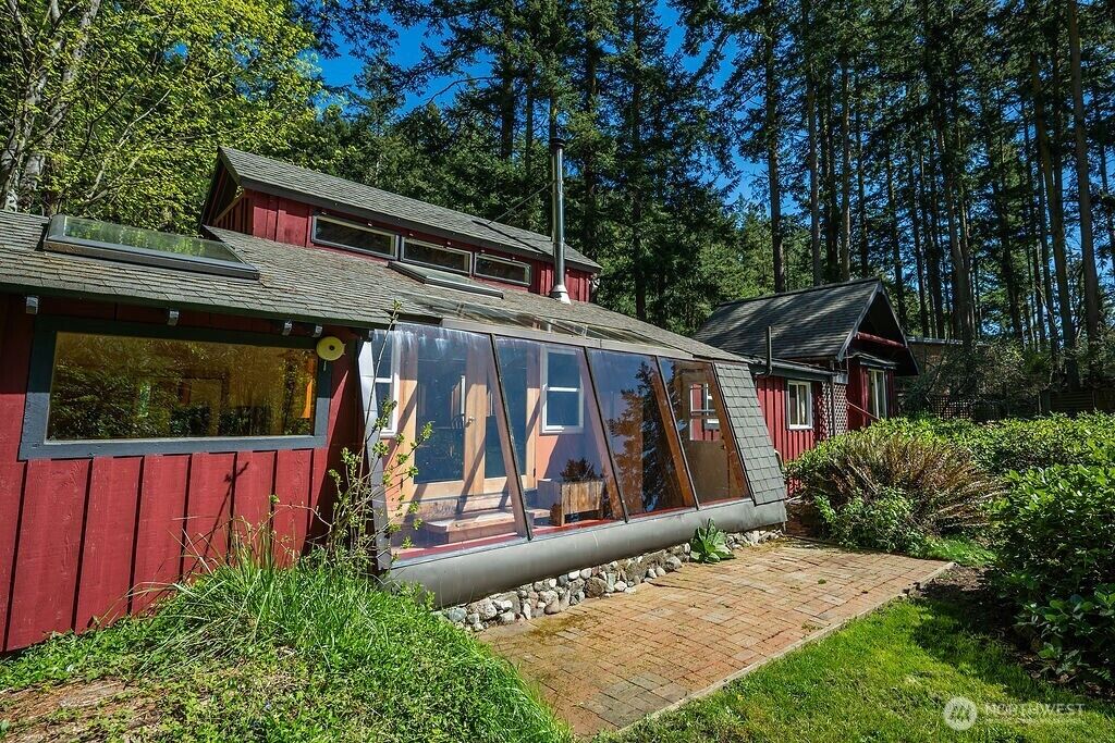 Property Photo:  4160  Mud Bay Road  WA 98261 