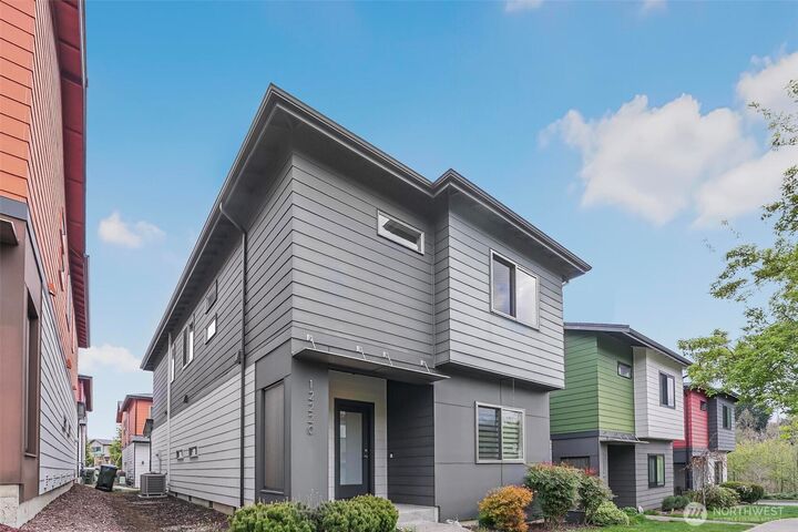 Property Photo:  12220 SE 251st Place  WA 98030 