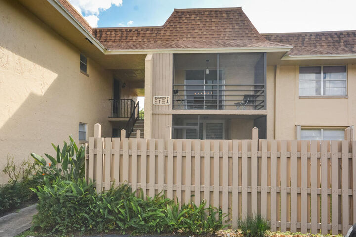 Property Photo:  1231 NW 13th Street 471F  FL 33486 