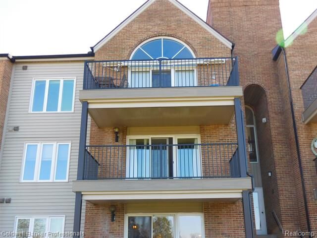 Property Photo: 3436 Adams Shore Drive MI 48329