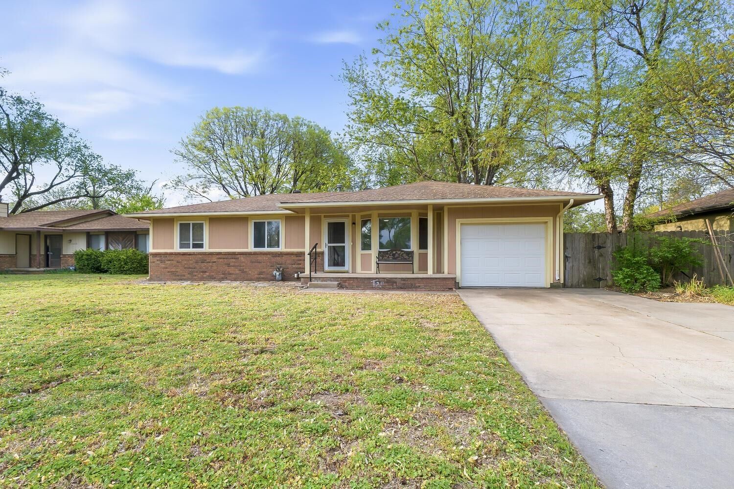 Property Photo:  5103 W 11th St N  KS 67212-1933 