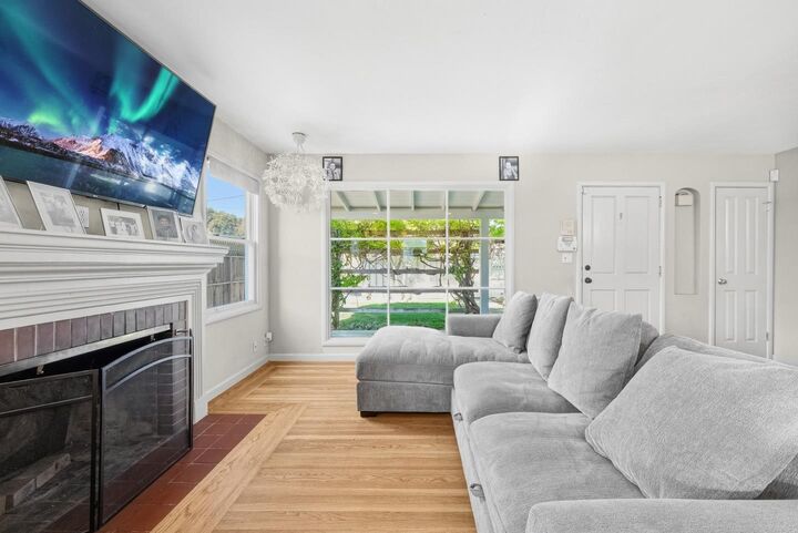 Property Photo:  2034 Addison Avenue  CA 94303 