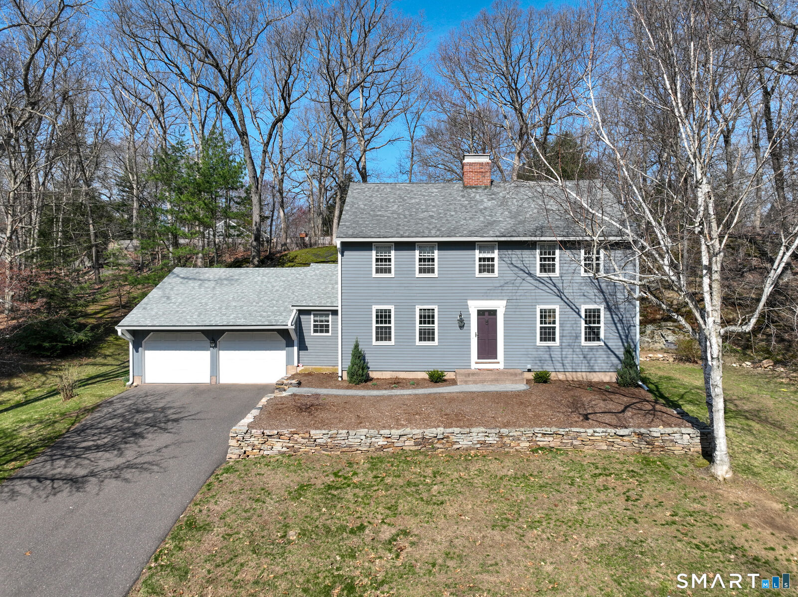 Property Photo:  284 Farmcliff Drive  CT 06033 