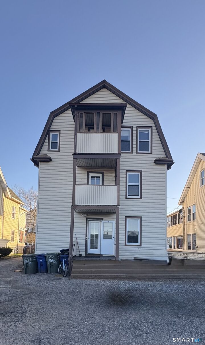 Property Photo:  164 French Street 3  CT 06606 