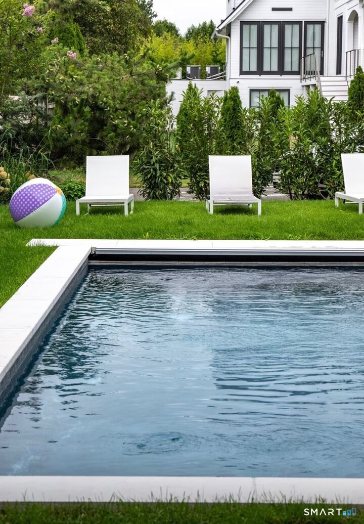 Property Photo:  26 Island Way  CT 06880 