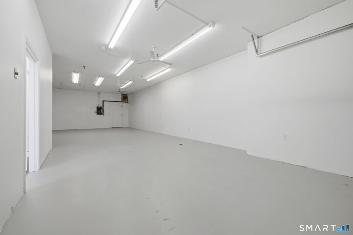 Property Photo:  400 Chapel Road 1C  CT 06074 