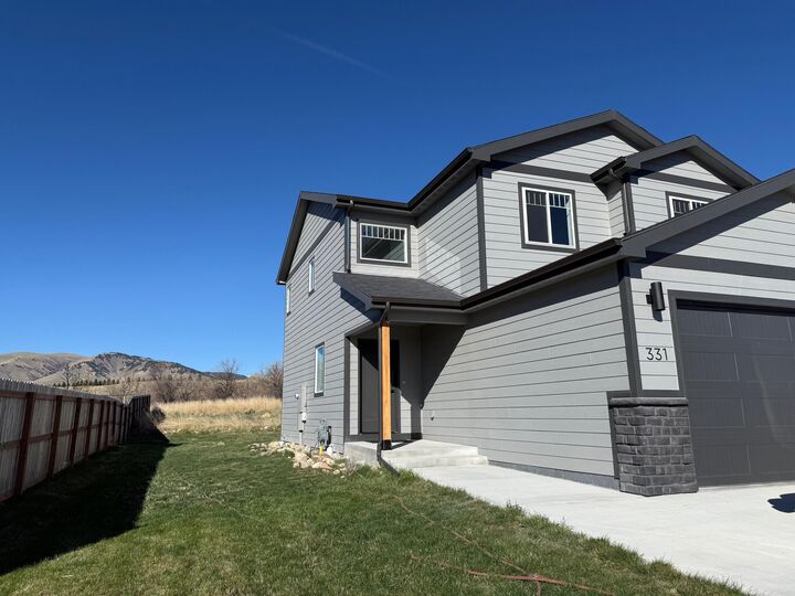 Property Photo:  331 Rendezvous Street  WY 82834 