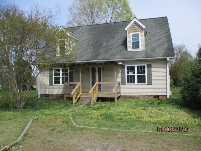 Property Photo:  3011 View Crest Drive  NC 28642 