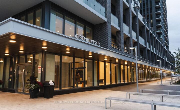 Property Photo:  6 Sonic Way N806  ON M3C 0P1 