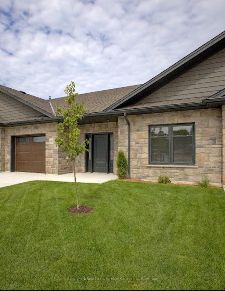 1182 Queen Street 64 — photo 1