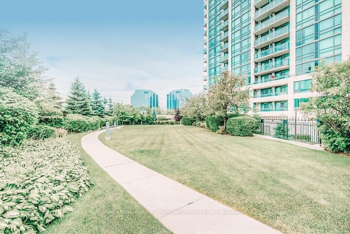 Property Photo: 68 Grangeway Avenue 1102 ON M1H 0A1