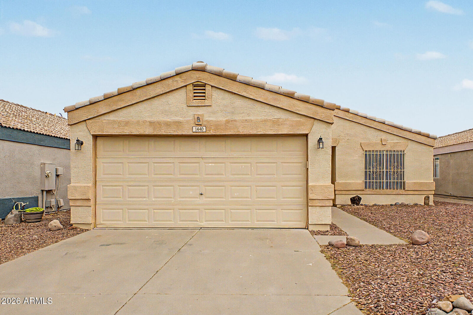 Property Photo:  1440 W Diamond Avenue  AZ 85120 