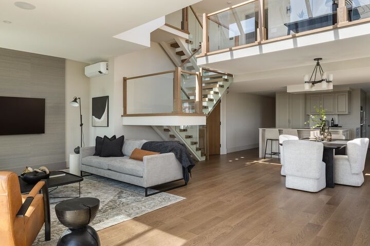 Property Photo:  475 13th Street 701  BC V7T 2N7 