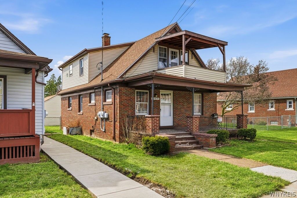 Property Photo:  474 22nd Street  NY 14303 