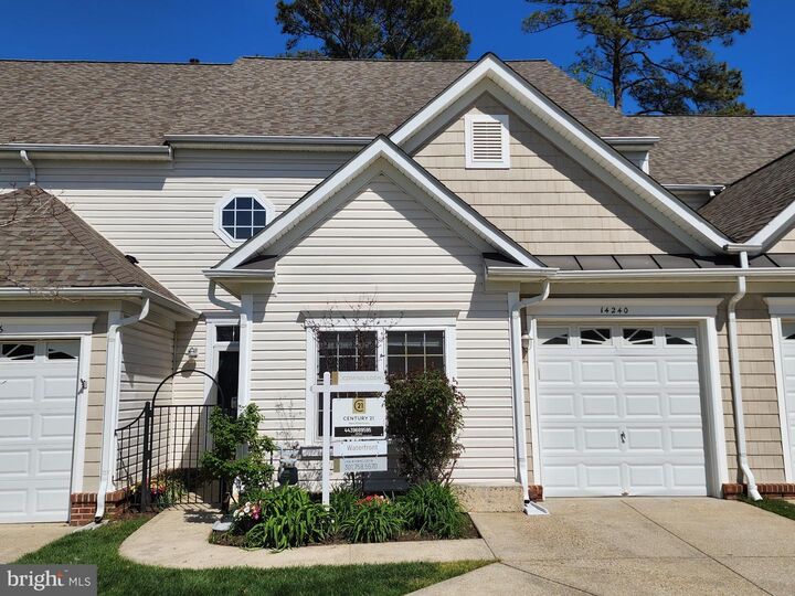Property Photo: 14240 Foxhall Road 15 MD 20688