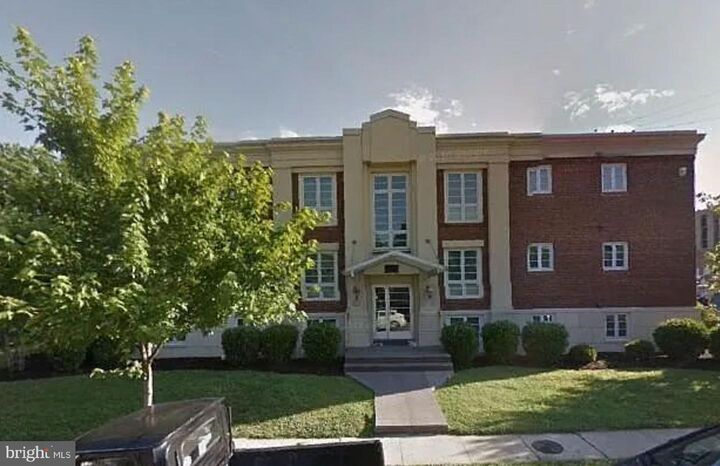 Property Photo:  1219 Oronoco Street 303  VA 22314 