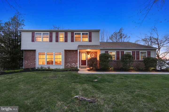 Property Photo: 1386 Station Place PA 19380