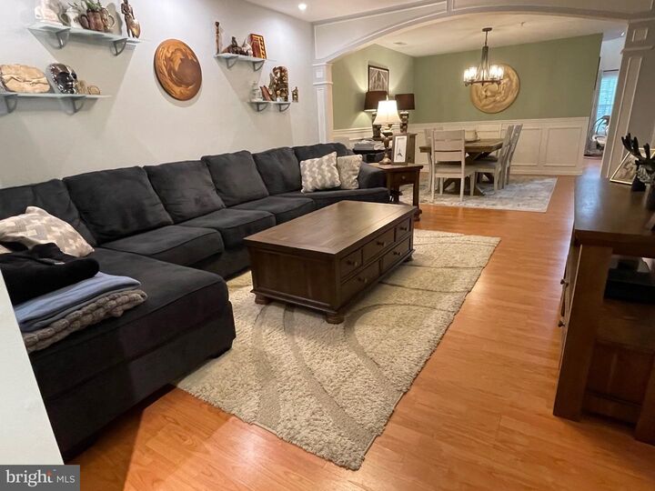 Property Photo:  404 Summerhill Court  PA 18974 