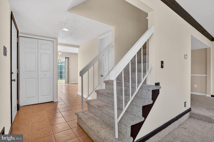 Property Photo:  19 Regis Circle  VA 20164 