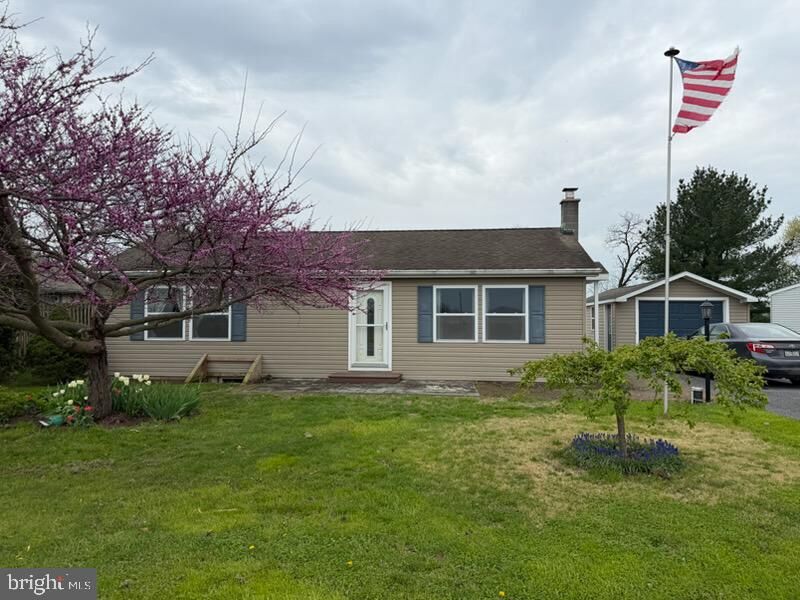 Property Photo:  428 Frogtown Road  PA 17565 