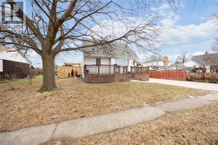 Photo de la propriété:  763 Claxton Avenue  ON N7T 5L9 