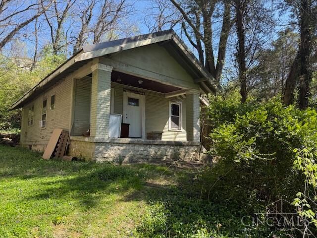 Property Photo:  324 Purcell Avenue  OH 45205 